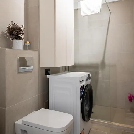 Infinity 309 Pool&spa ママイア