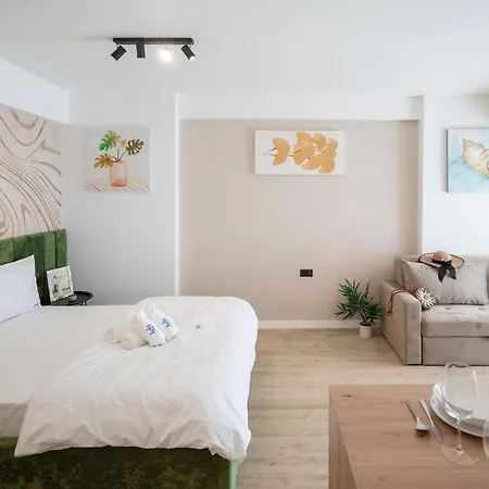 Infinity 309 Pool&spa アパート