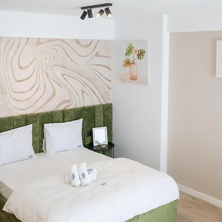 Infinity 309 Pool&spa