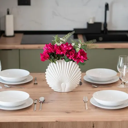 Infinity 309 Pool&spa * Mamaia