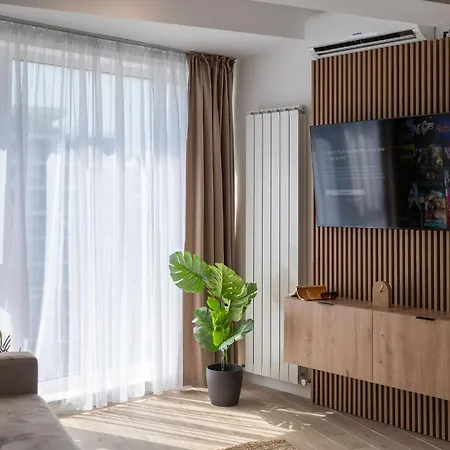 Infinity 309 Pool&spa