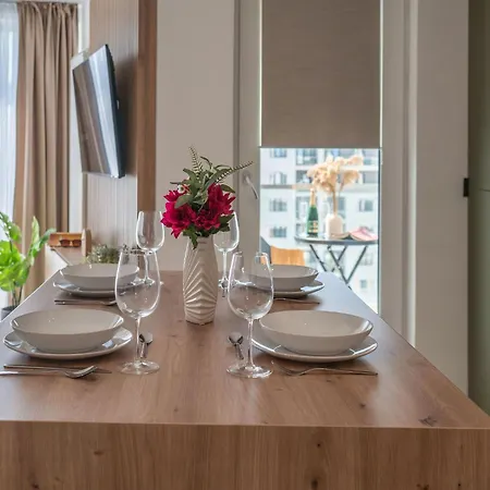 Infinity 309 Pool&spa Daire *