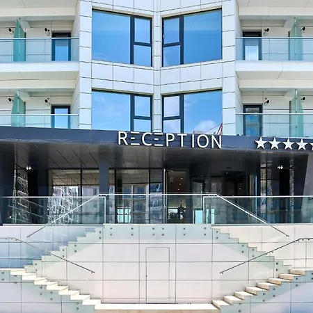 Infinity 309 Pool&spa * Mamaia