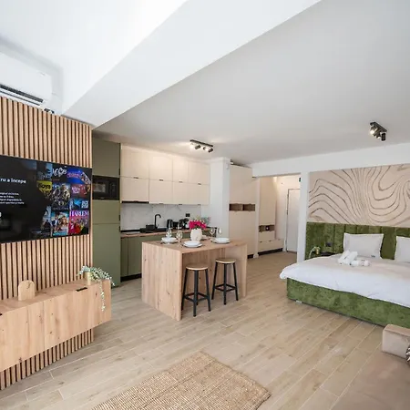 Infinity 309 Pool&spa Daire